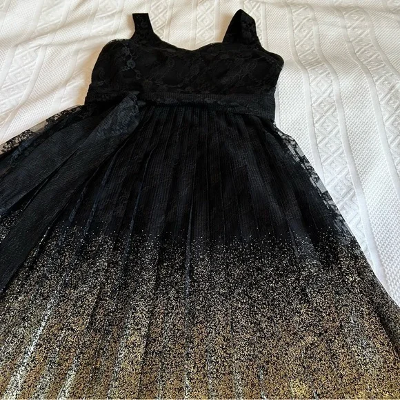 NWT Worthington Black and Gold Lace Dress Size 4 - Picture 5 of 9